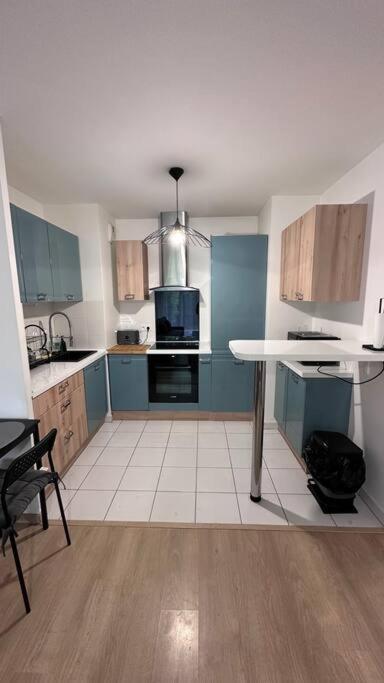Appartement A Fleury-Merogis Proche De Paris Fleury-Mérogis Exterior foto